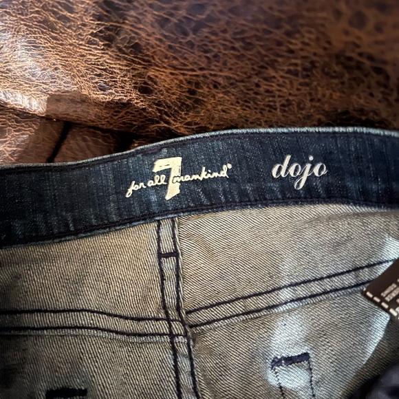 7 For All Mankind “Dojo” boot cut - Picture 4 of 4